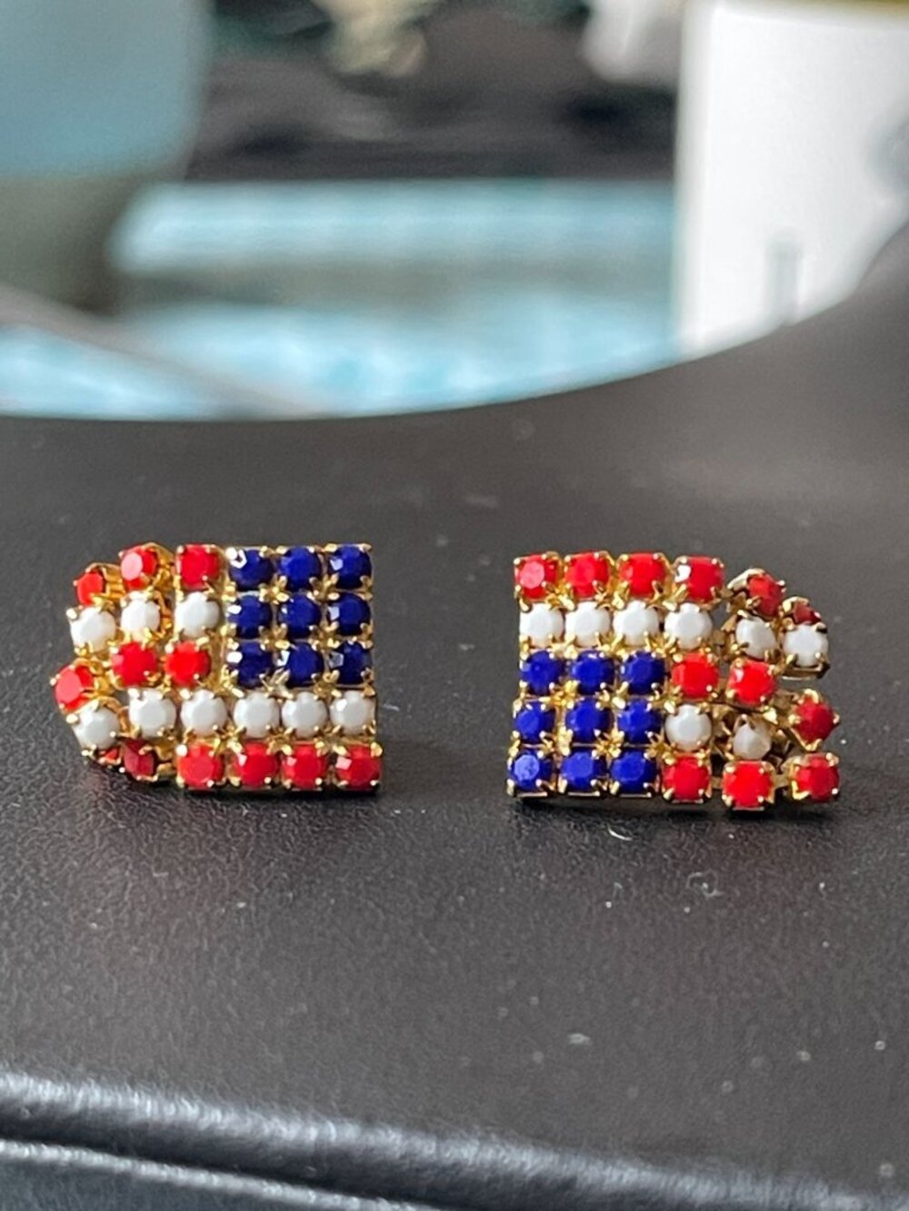 Vintage Red White & Blue Milk Glass & Rhinestone Flag Earrings Gold-Tone Clip-On